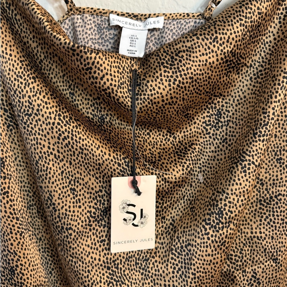 Sincerely Jules Leopard Print Satin Cowl Neck Bodysuit - Picture 8 of 10